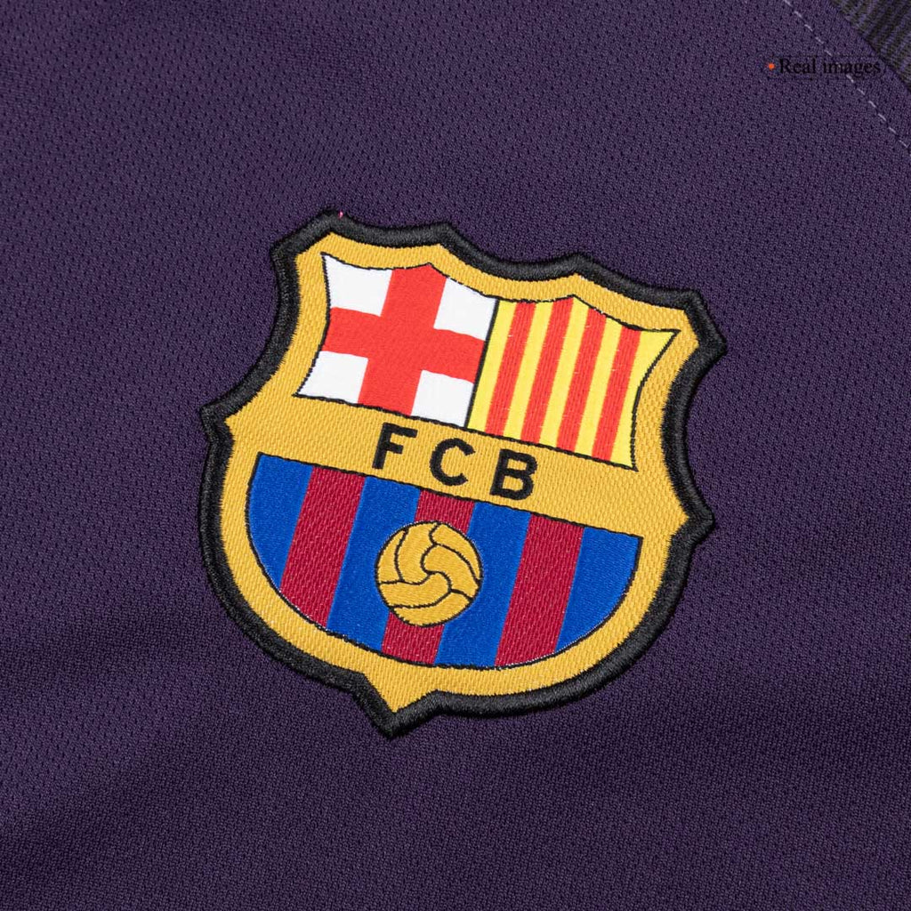Retro 2016/17 Barcelona Away Football Shirt