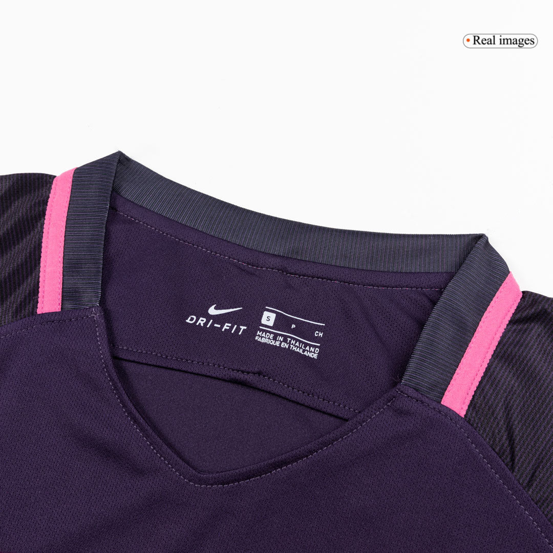 Retro 2016/17 Barcelona Away Football Shirt
