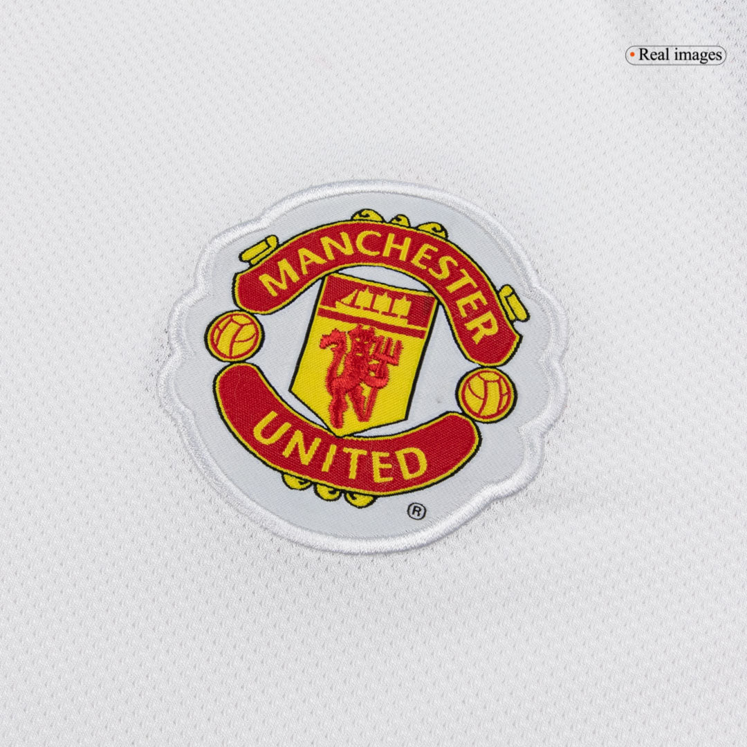 Retro 2010/11 Manchester United Away Football Shirt