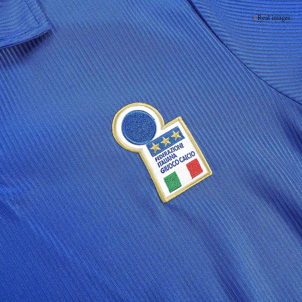 Retro BAGGIO R. #18 1998 Italy Home Football Shirt