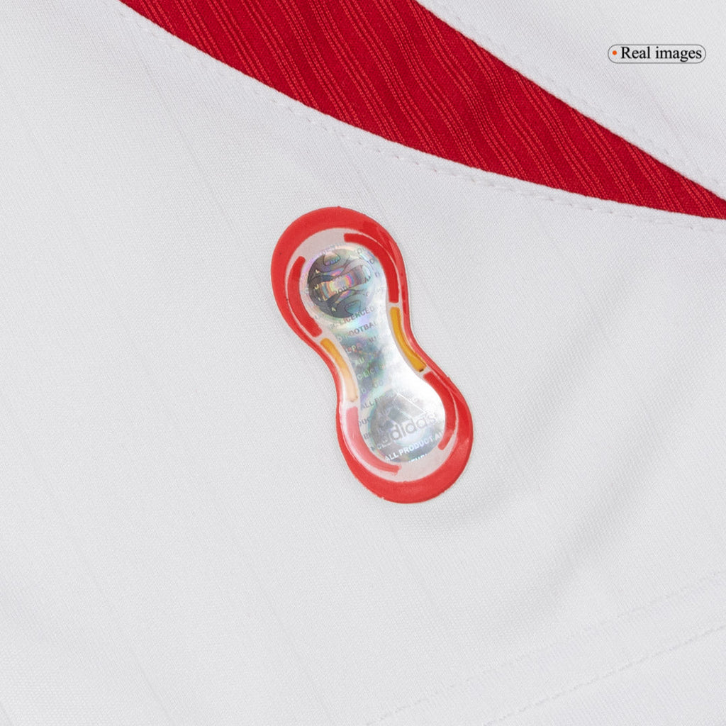 Retro 2006 Spain Away Football Shirt