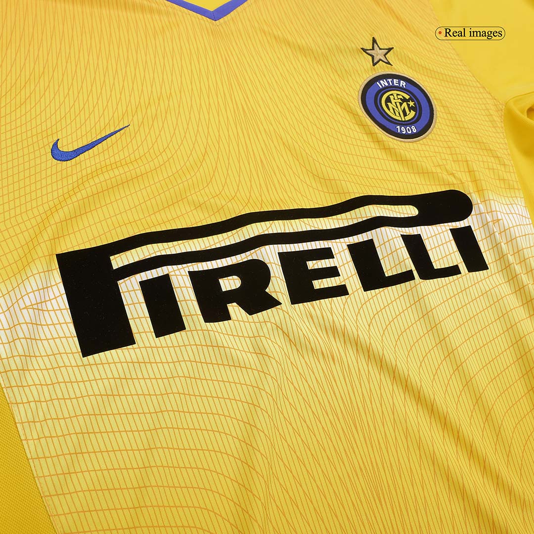 Retro 2002/03 Inter Milan Third Away Football Shirt