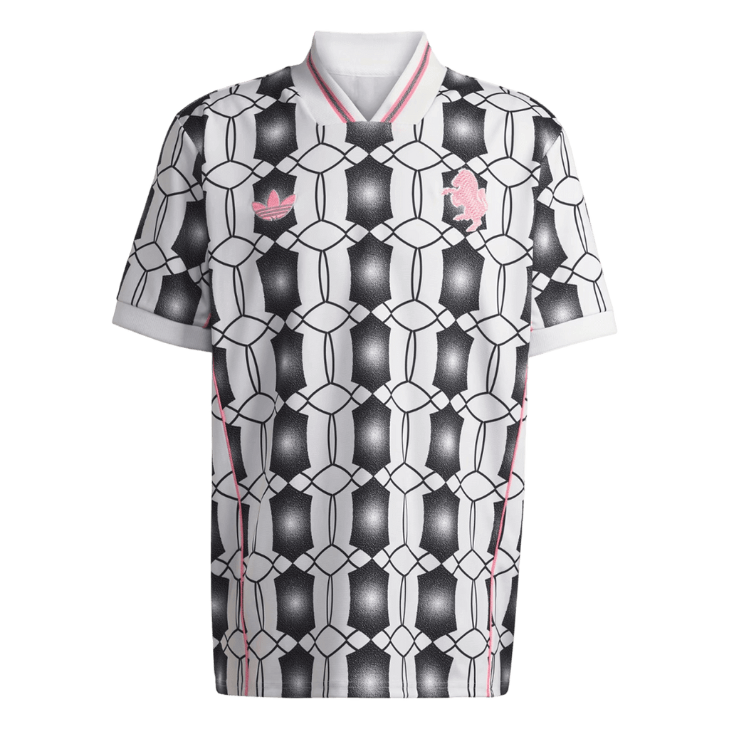 Juventus Football Shirt 2025/26