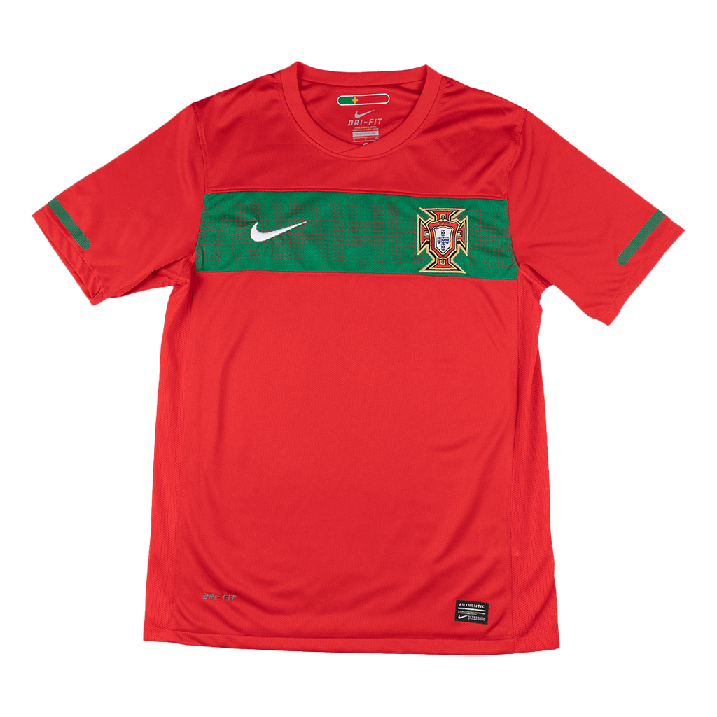 Retro 2010 Portugal Home Football Shirt