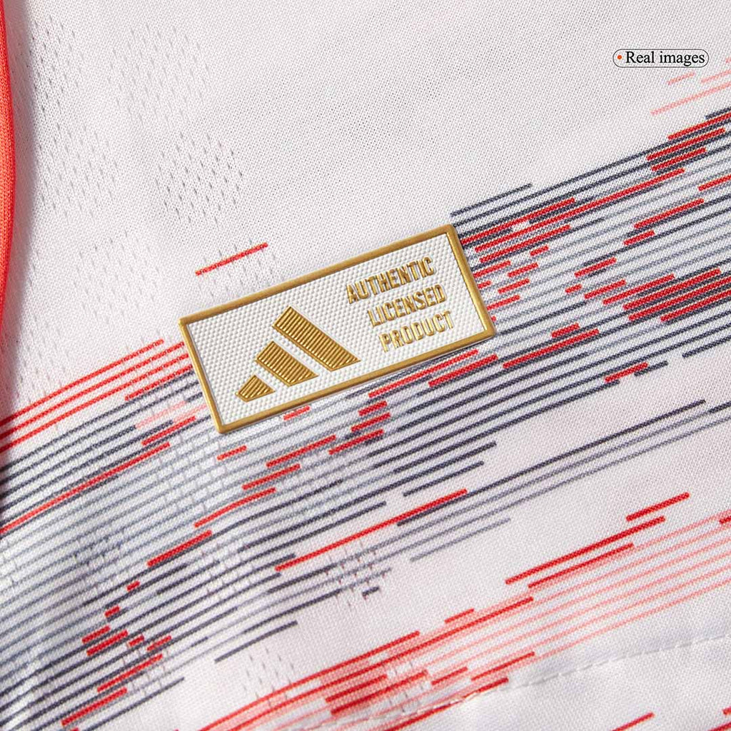 Player Version MÜLLER Special #25 Bayern Munich Away Football Shirt 2025/26 White