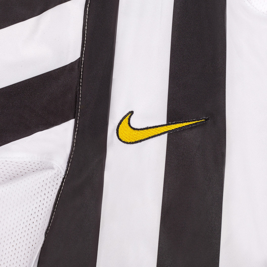 Retro 2003/04 Juventus Home Football Shirt