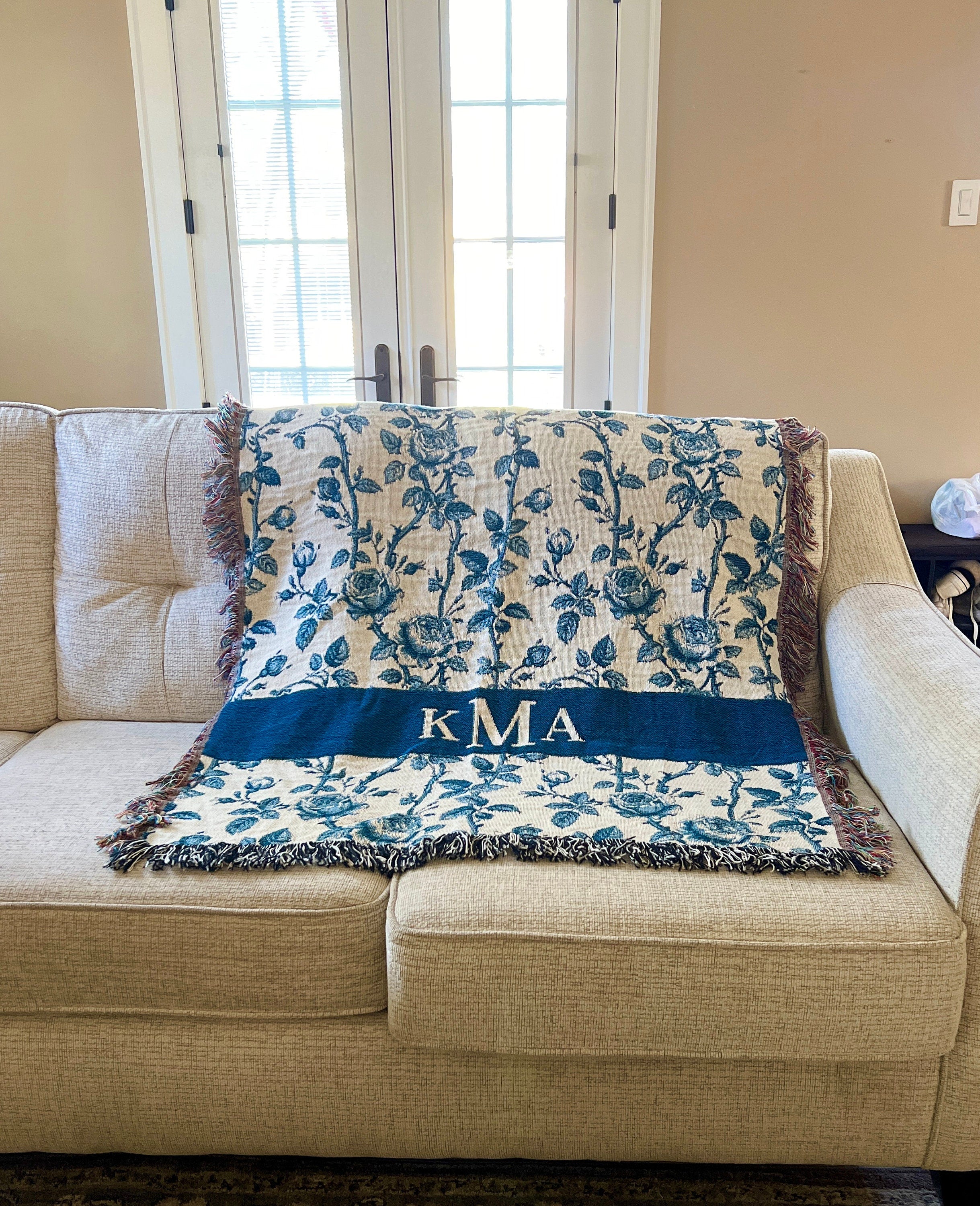 Woven Blanket for Mom Monogram Blue Chinoiserie Floral Throw Blanket, Personalized Grand Millennial Toile Bedding Country Cottage Decor