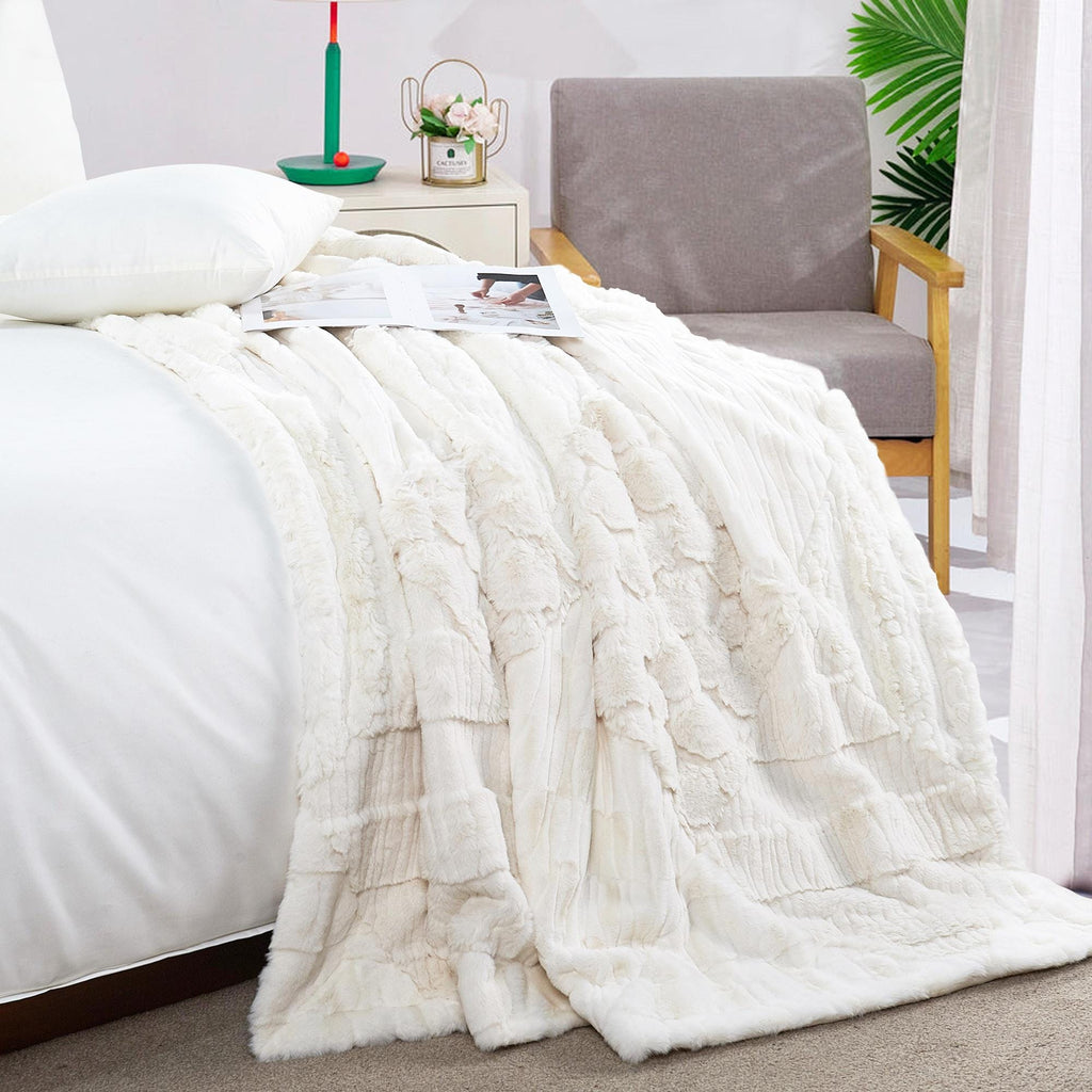 Handmade Geometric Patchwork Faux Fur Throw Blanket: Rustic Cozy Decor