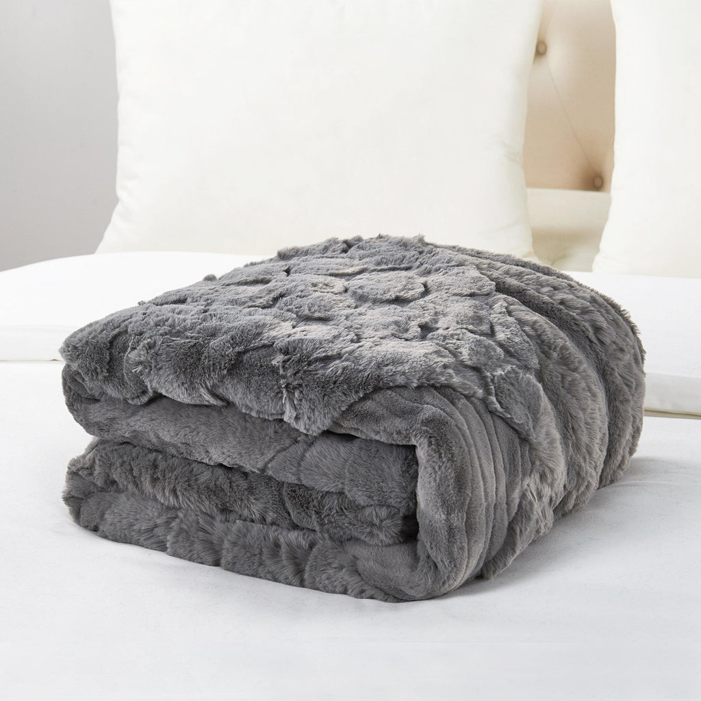 Handmade Geometric Patchwork Faux Fur Throw Blanket: Rustic Cozy Decor