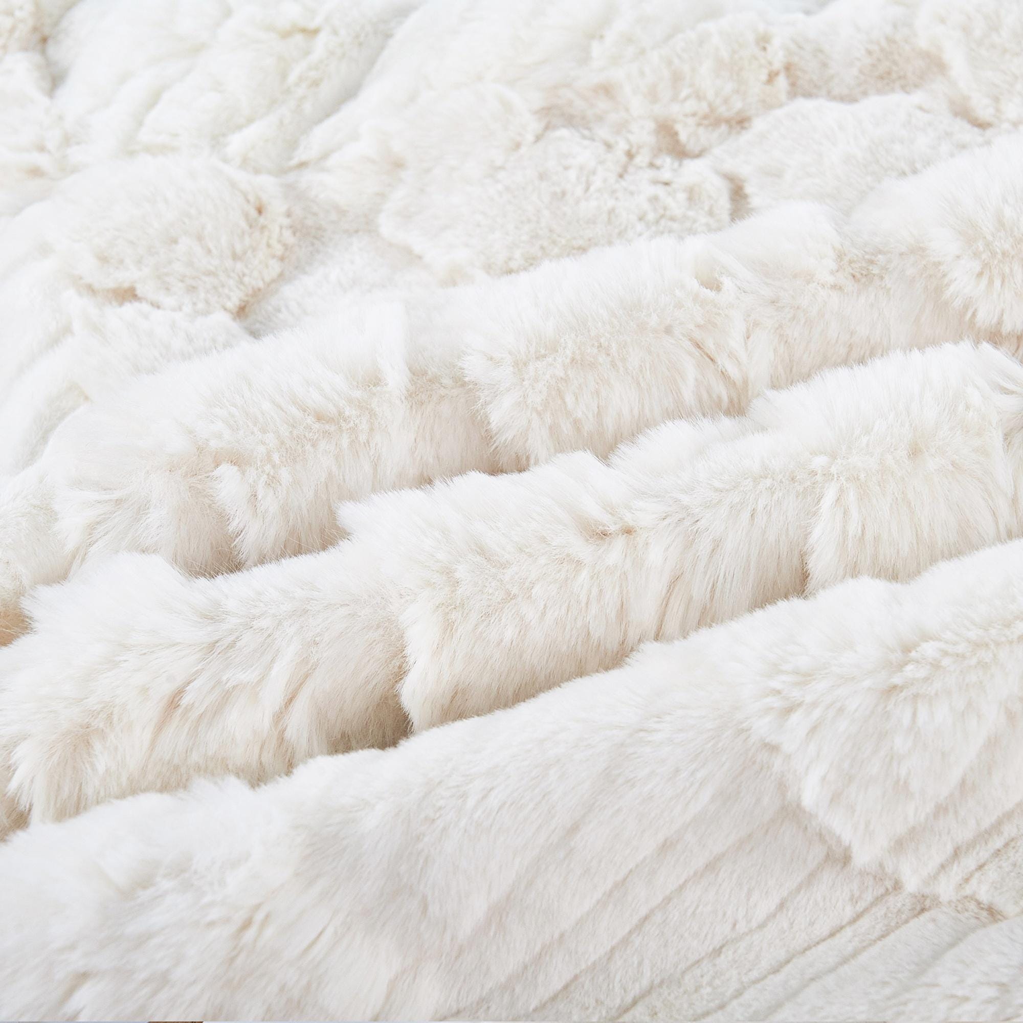 Handmade Geometric Patchwork Faux Fur Throw Blanket: Rustic Cozy Decor
