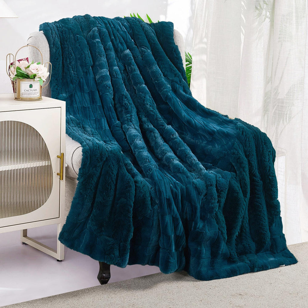 Handmade Geometric Patchwork Faux Fur Throw Blanket: Rustic Cozy Decor